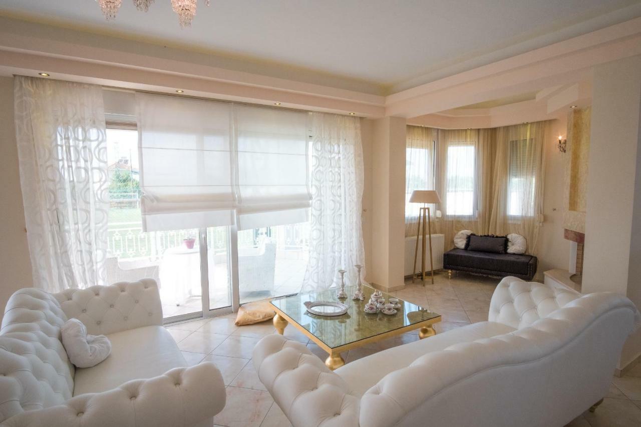 Ria Villa Preveza 칼라미치 외부 사진